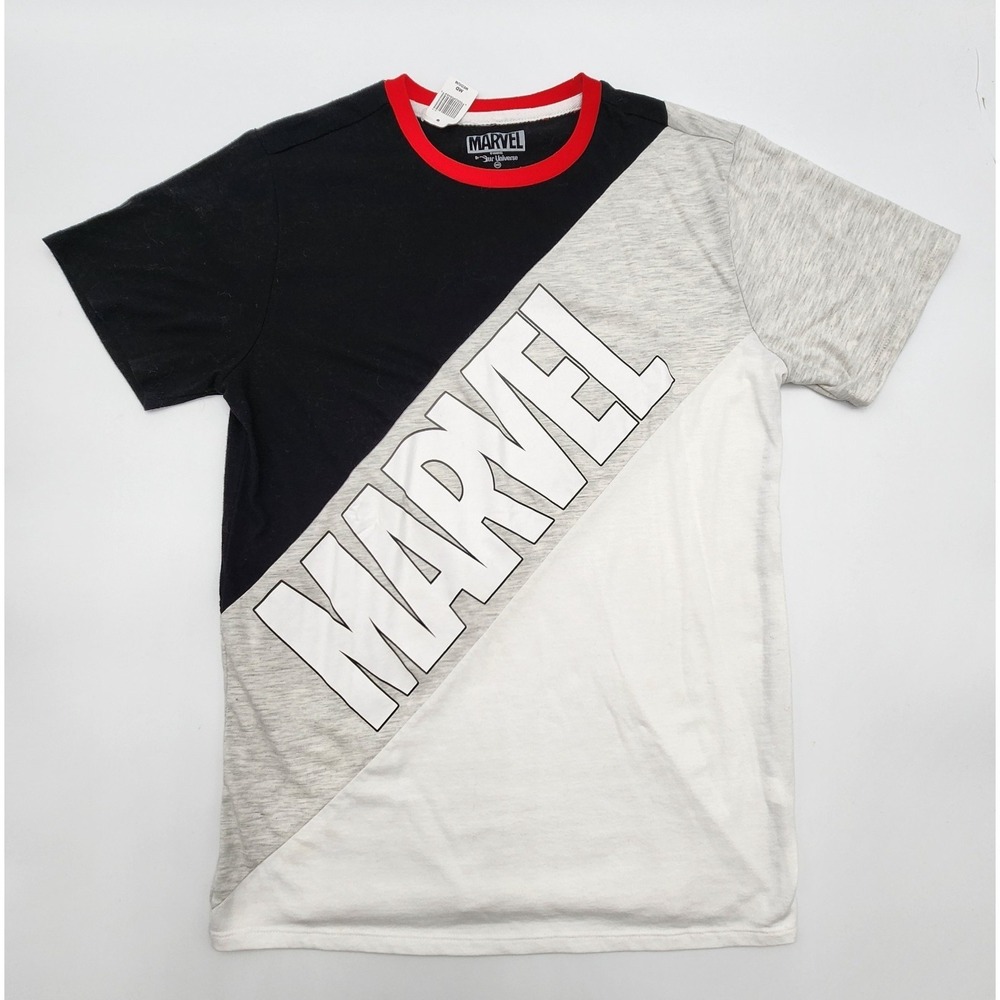 DISNEY MENS MARVEL UNIVERSE‎ TSHIRT M NWT